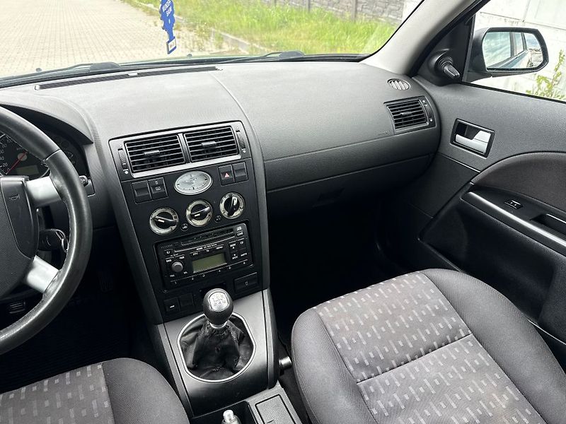 Ford Mondeo (2002) - fotka 11 z 33
