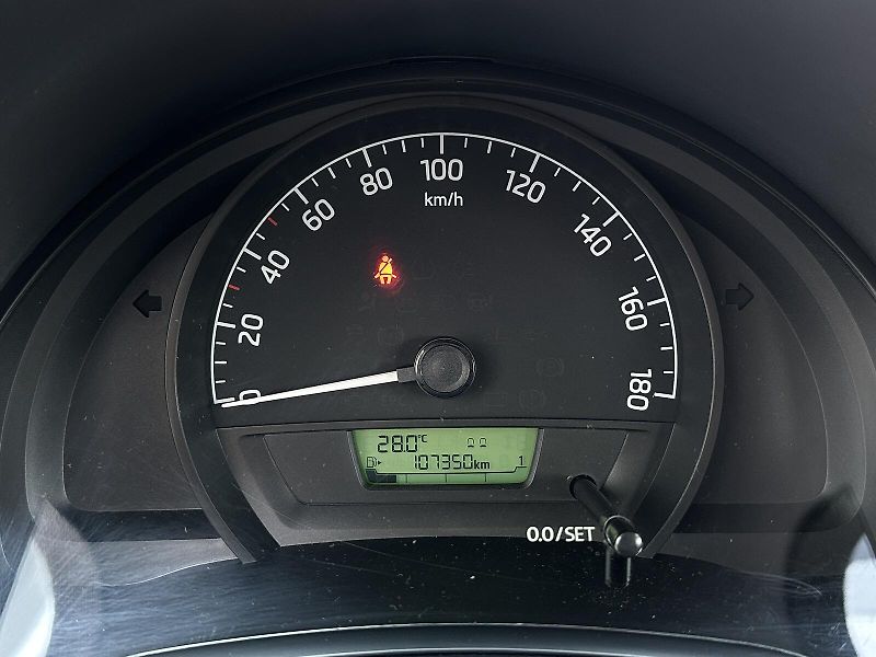 Škoda Citigo 1.0MPi KLIMA 5.dvéří ! SERVISK - fotka 17 z 28