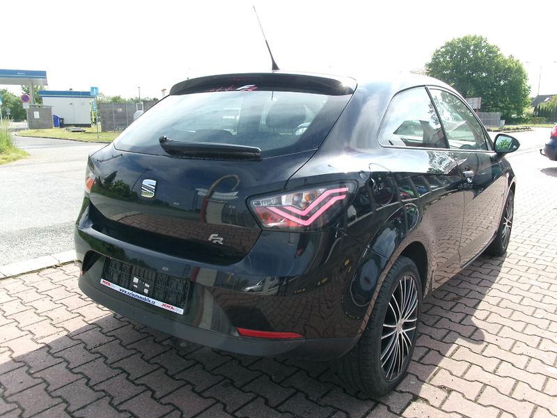 Seat Ibiza (2011) 1,6TDI KLIMA BT USB TEMP - fotka 8 z 29