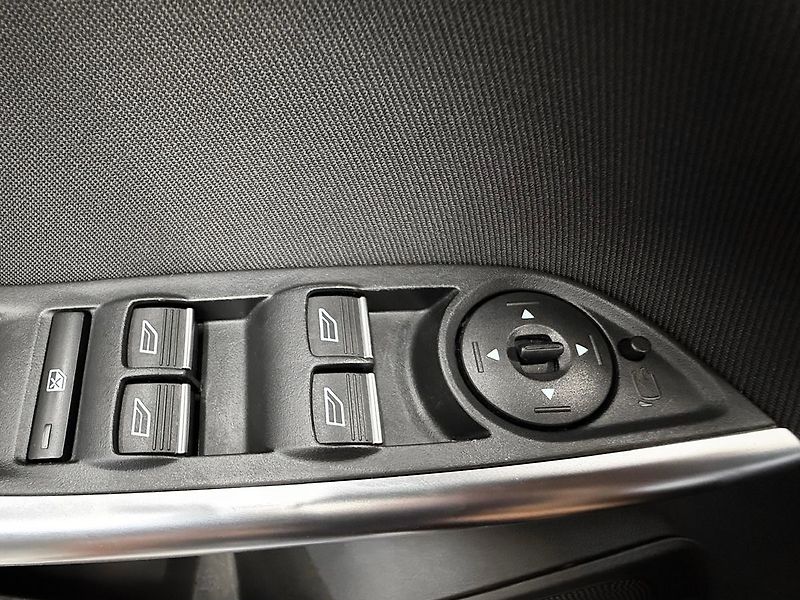 Ford Focus 2.0L 184KW ECOBOOST ST, RECARO - fotka 19 z 21