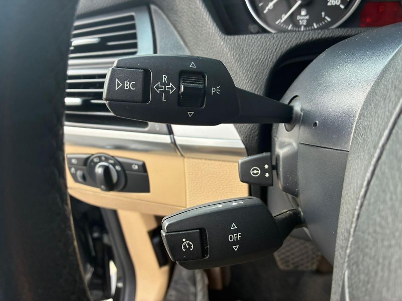 BMW X5 (2011) 40D, 3.0D, 225KW, XDRIVE - fotka 17 z 22
