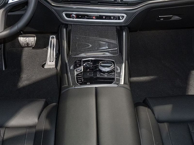 BMW X6 30d xDrive Masáže Nezávislé - fotka 6 z 7