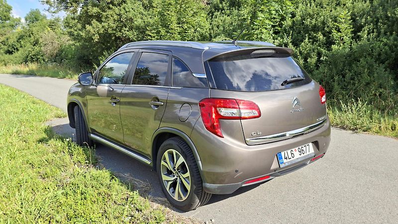 Citroën C4 Aircross (2012) - fotka 6 z 20