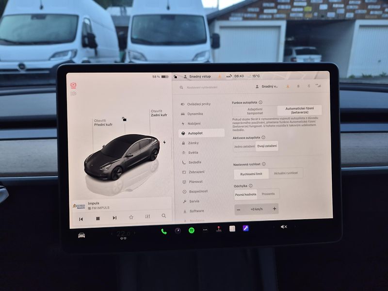 Tesla Model 3 LONG RANGE DUAL MOTOR SOH 94,5 - fotka 23 z 50