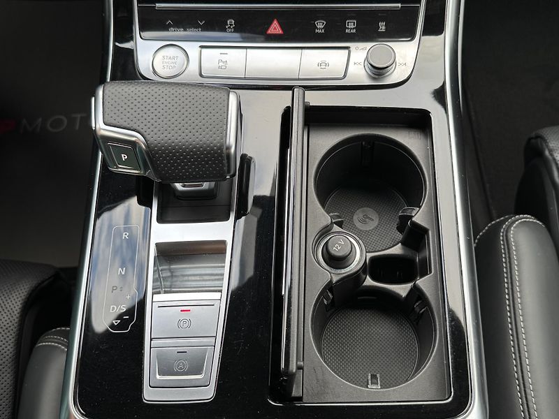 Audi Q8 50TDi-ČR-R22-B&O-NT-TAŽ-MASÁŽ - fotka 29 z 39