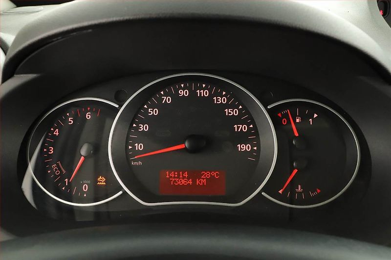 Renault Kangoo (2021) Zen 1.5 dCi, 5Míst, ČR, 1Maj - fotka 9 z 12