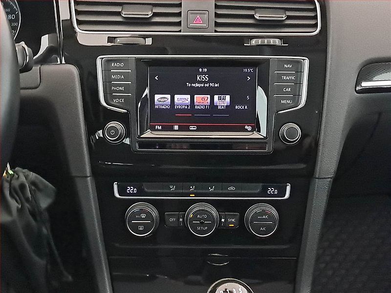 Volkswagen Golf (2014) Highline 1.6 TDI, Navi - fotka 12 z 16