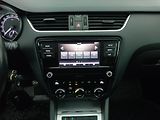 Škoda Octavia (2019) Elegance 1.6 TDI, Tempomat - náhled 12