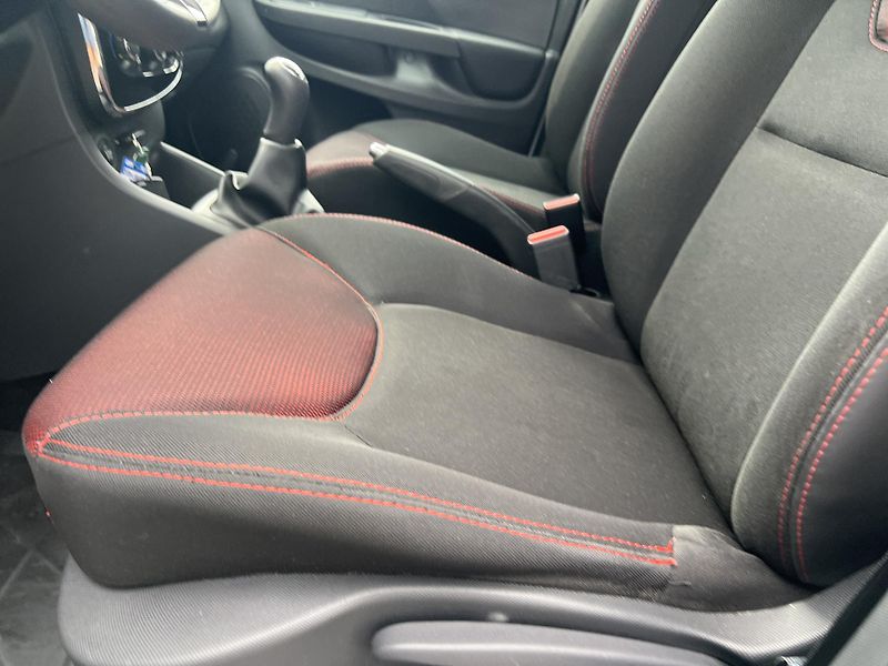 Renault Clio 1.2i 16v NAVI KLIMA PŮVOD ČR - fotka 11 z 39