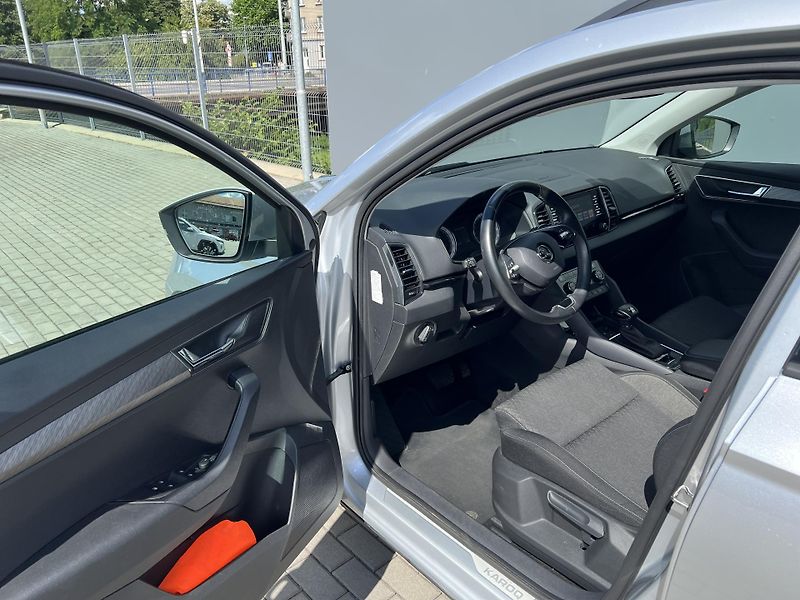 Škoda Karoq (2022) 2,0 TDi 110kW STYLE 4x4 DSG - fotka 9 z 39