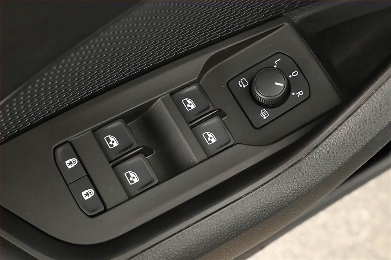 Škoda Octavia (2021) Style 2.0 TDI, Automat, ČR - fotka 17 z 20