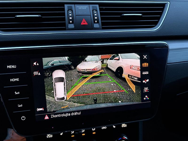 Škoda Superb (2020) Style 2.0 TDI DSG - fotka 12 z 28