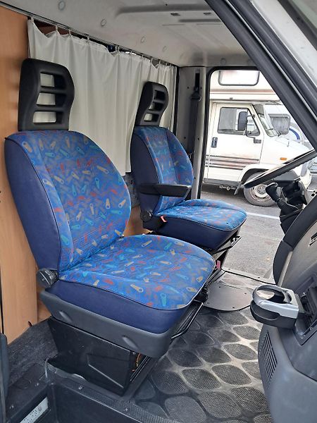 Fiat Ducato (2001) 2,8 JTD Funkční na zimu i léto - fotka 16 z 38