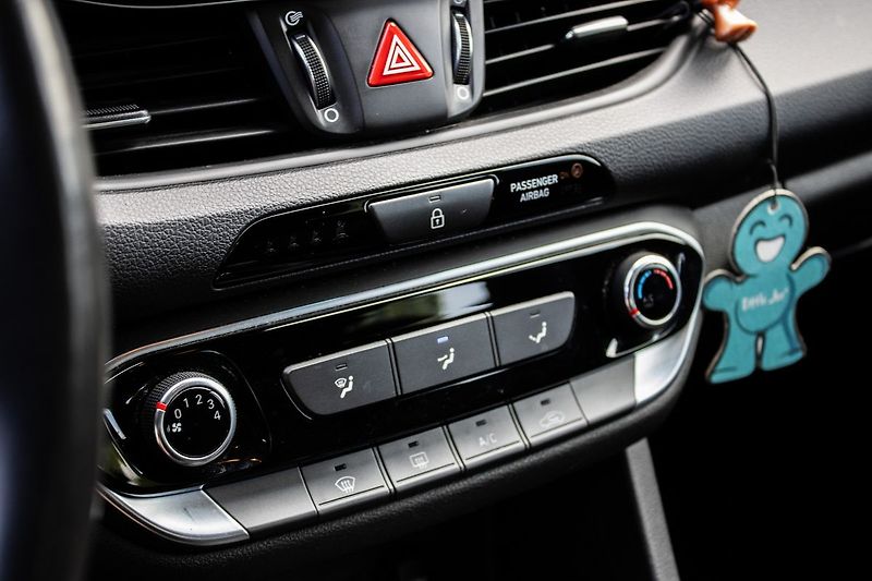 Hyundai i30 - fotka 17 z 20