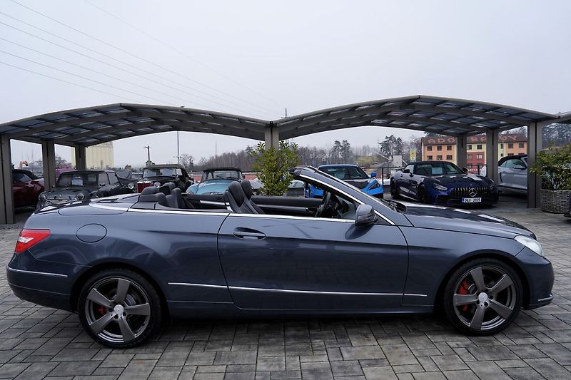 Mercedes-Benz Třídy E E 350 CDI, cabrio,automat,kůže - fotka 16 z 46