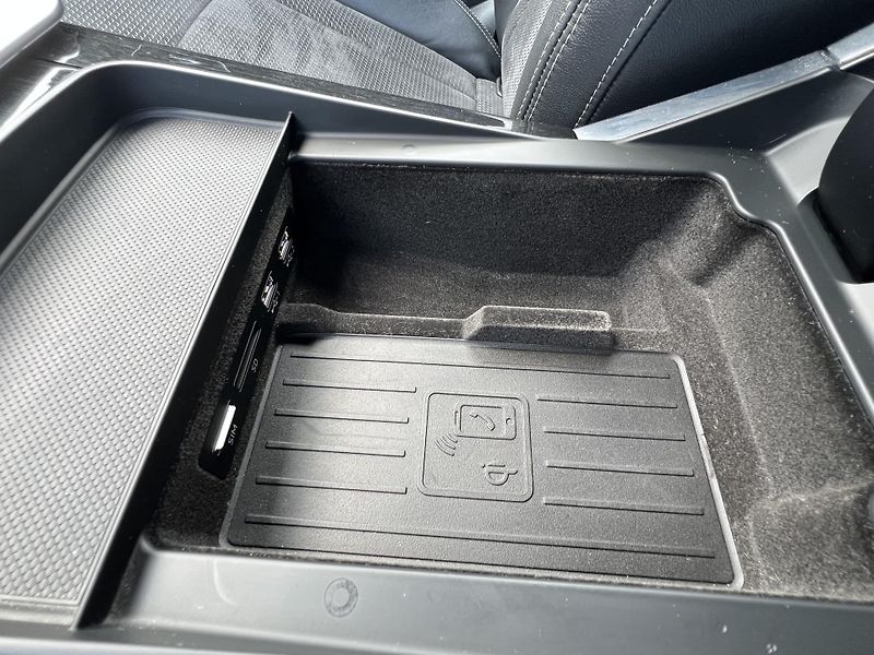 Audi Q8 (2020) 3.0TDI, quattro, S line - fotka 35 z 37