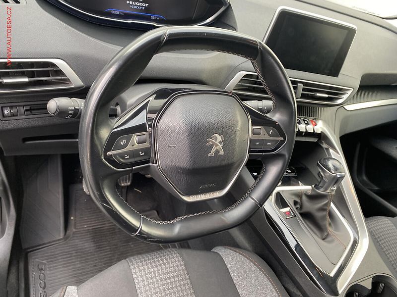 Peugeot 3008 (2018) 2.0 HDi, ČR, Active - fotka 12 z 19