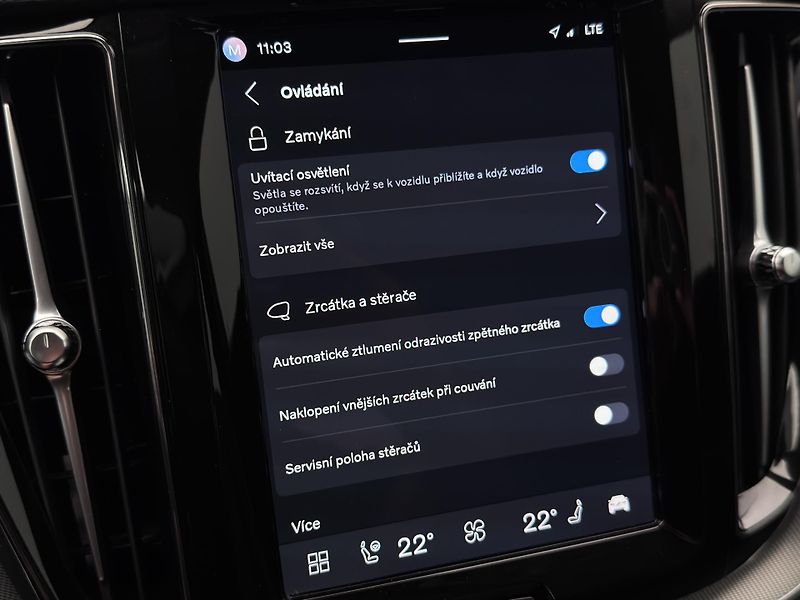 Volvo XC60 B5 AWD PLUS DARK CZ  - fotka 44 z 50