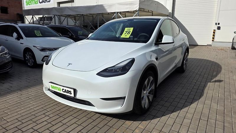 Tesla Model Y (2023) LR AWD Berlin Záruka SoH 92,9% - fotka 2 z 39