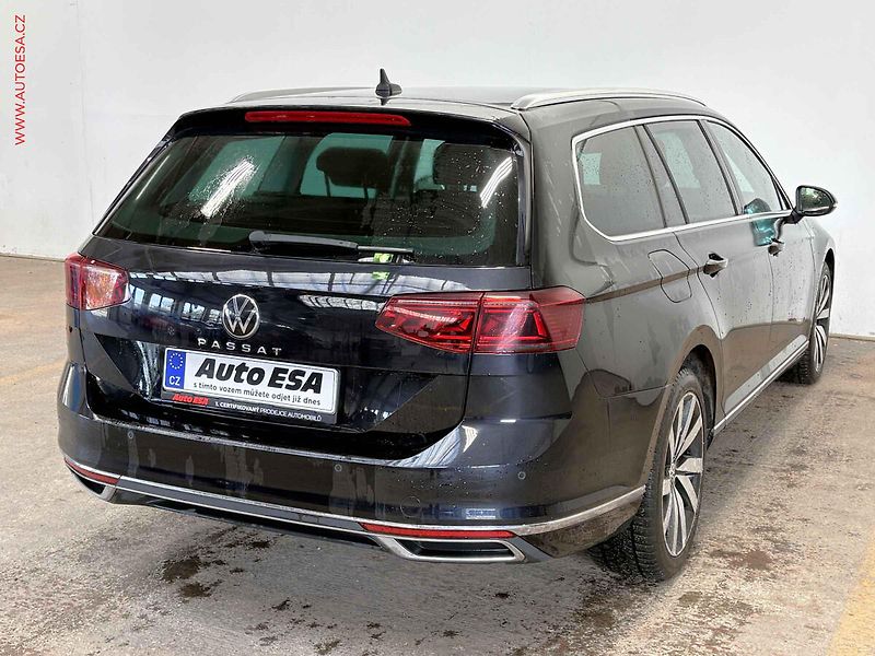 Volkswagen Passat (2020) 2.0TDi, ELE, DSG, LED - fotka 4 z 17
