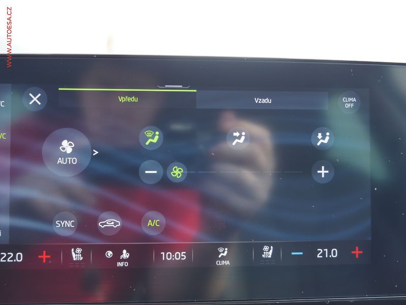 Škoda Octavia (2020) 2.0 TDi, Style, DSG, LED - fotka 14 z 29