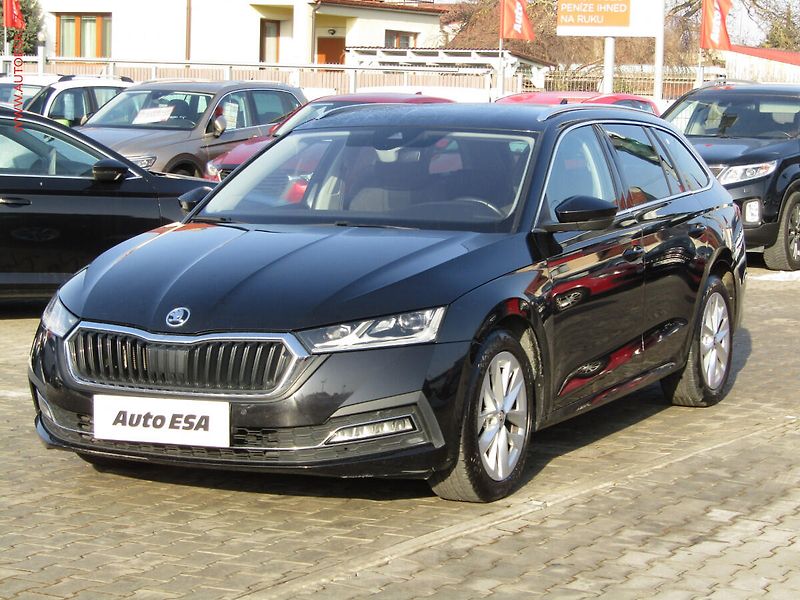 Škoda Octavia (2020) 2.0 TDi, 1.maj,ČR, Style - fotka 3 z 26