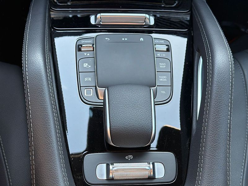 Mercedes-Benz GLE 450d 4MATIC AMG Line - fotka 30 z 33