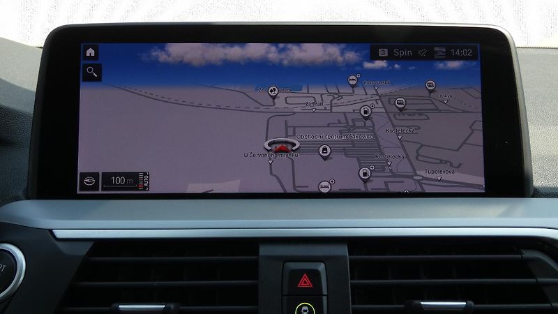 BMW X3 3.0 xDrive30d Advantage AT - fotka 14 z 26