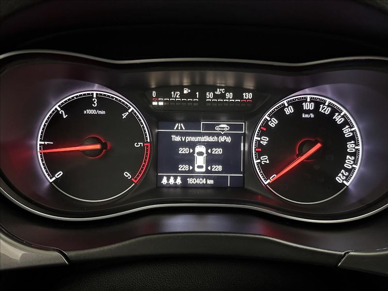 Opel Corsa 1,3 CDTi 70kW KLIMA LED 2XKOLA - fotka 13 z 30
