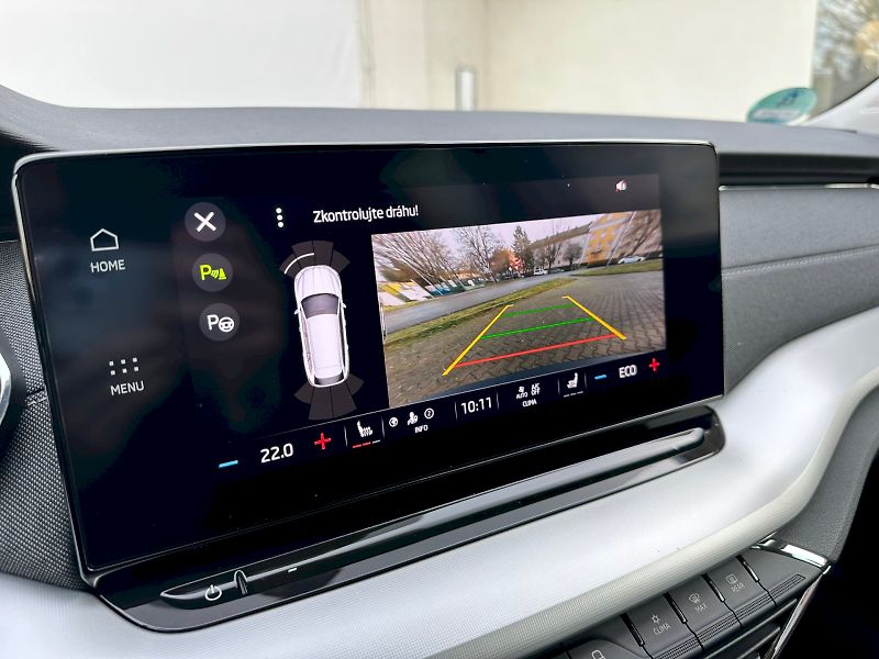 Škoda Octavia (2022) Combi iV 1.5 Tsi DSG Style - fotka 16 z 25