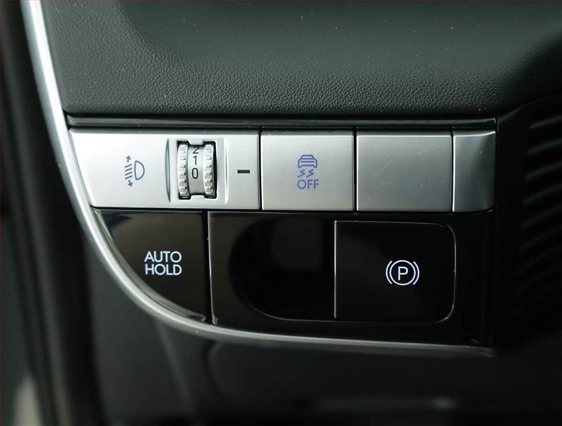 Hyundai Ioniq 5 (2022) Eco, SoH 100% - fotka 18 z 19