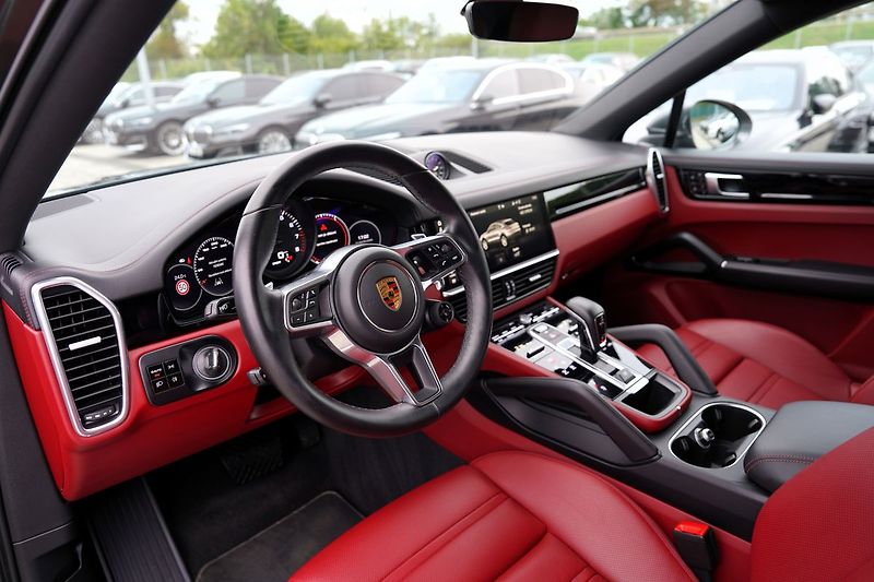 Porsche Cayenne 3.0 V6 Coupé/ČR/1.maj./340Ps - fotka 27 z 47
