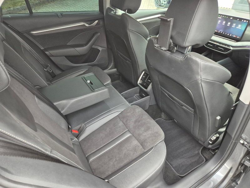Škoda Octavia (2025) kombi 130 let Premium 1.5 TSI - fotka 20 z 35