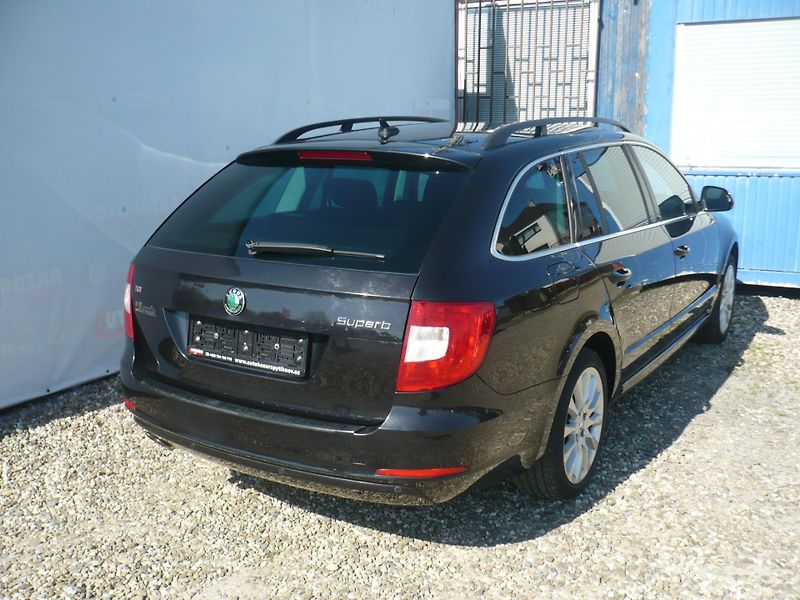 Škoda Superb 2.0TDI 103Kw Serviska DSG Klim - fotka 8 z 29
