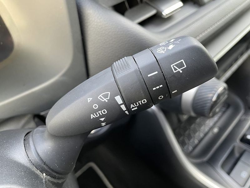 Toyota RAV4 2.5 Hybrid 4x4 ODBĚR IHNED - fotka 24 z 29
