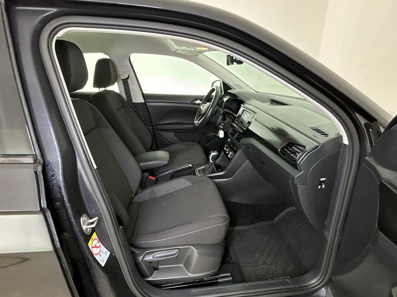 Volkswagen T-Cross LIFE - fotka 9 z 28