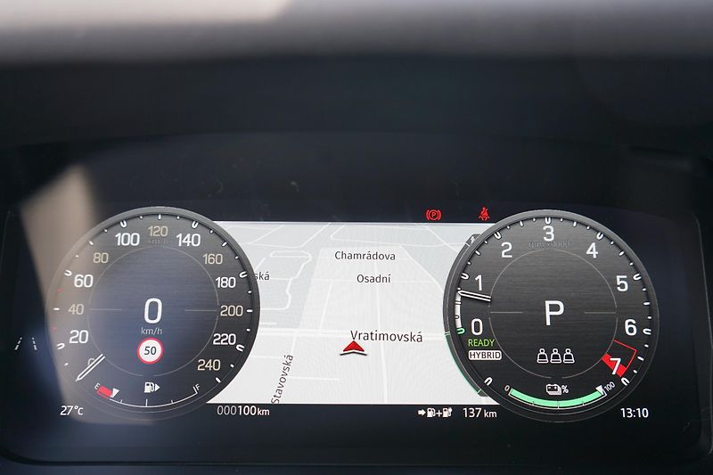 Land Rover Defender (2026) 110 X-Dynamic SE P300e       - fotka 25 z 37