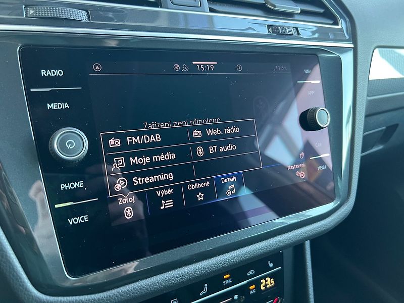 Volkswagen Tiguan Life  1,5TSI 110kW DSG - fotka 10 z 18