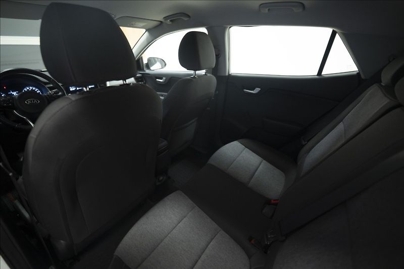 Kia Stonic 1,2 CVVT 1. MAJITEL ČR DPH - fotka 13 z 32