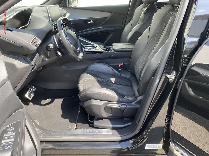 Peugeot 5008 (2018) 2.0 HDi, GT Line, AT, LED, TZ - fotka 9 z 17
