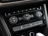 Volkswagen Touran 1,5 TSI 110kW DSG Matrix DPH - náhled 24