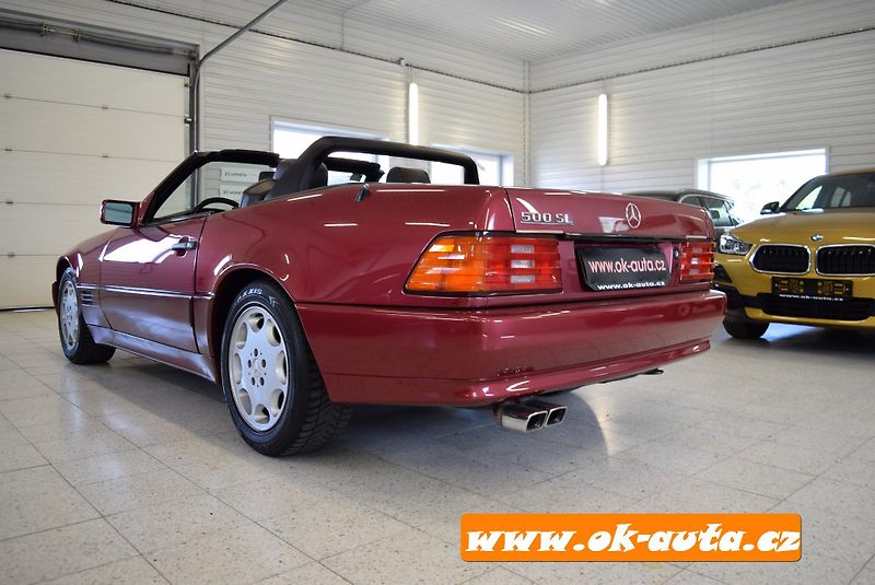 Mercedes-Benz SL 500 129 240 kW AUTOMAT  - fotka 3 z 52