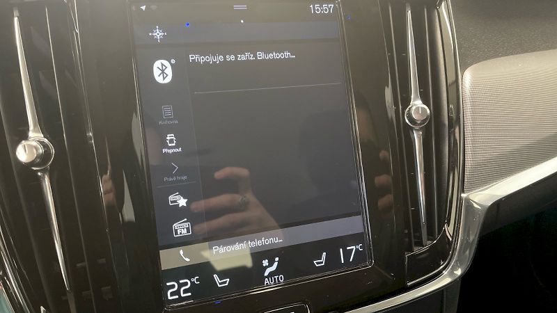Volvo V90 (2018) Kombi Inscription 2.0 TDI 110k - fotka 36 z 38