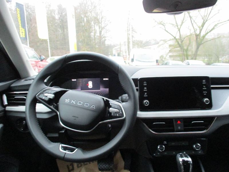 Škoda Kamiq Top Selection 1,0TSI 85kW DSG/ - fotka 11 z 14