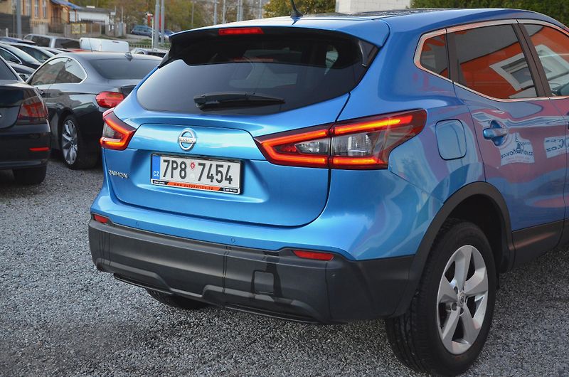 Nissan Qashqai (2019) 1.3 DIG-T 103kW ČR / 1.MAJ. - fotka 8 z 15