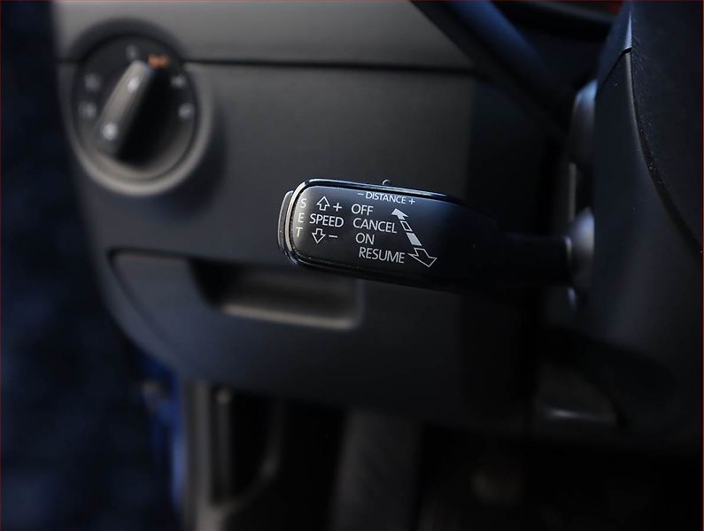 Škoda Octavia (2016) 1.6 TDI, Navi, Xenony - fotka 18 z 18