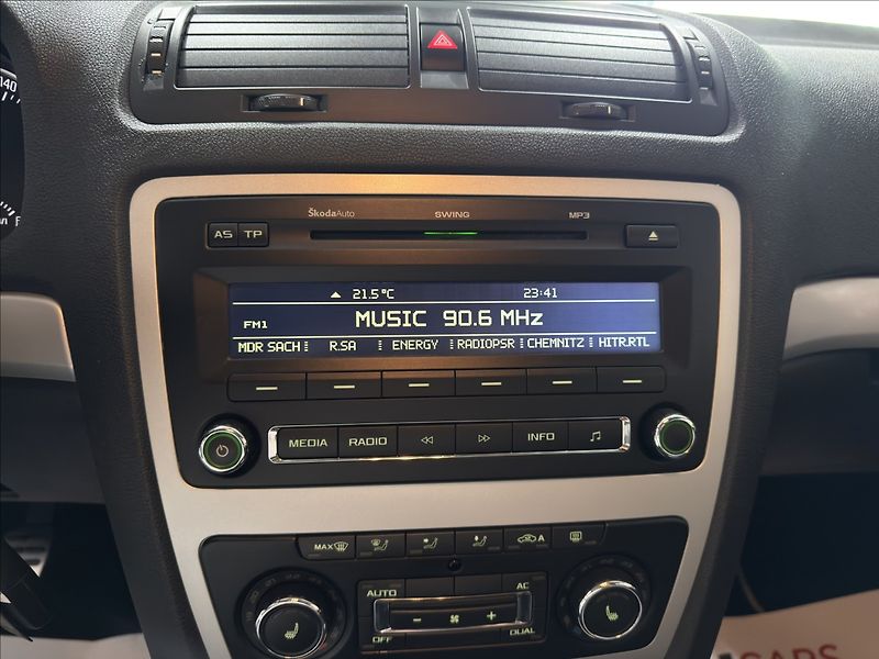 Škoda Octavia 1,8   TSI SCOUT NOVÝ MOTOR 0KM - fotka 16 z 37