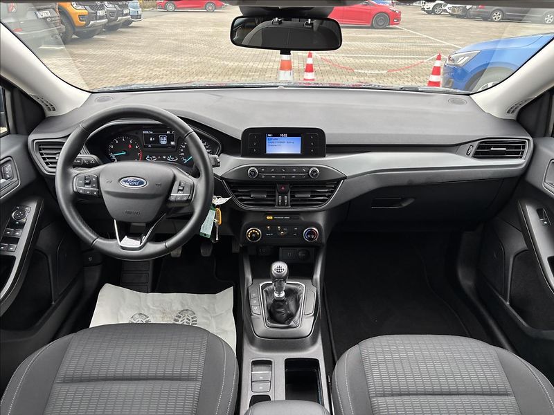 Ford Focus 1,0 EcoBoost 92kW Trend - fotka 17 z 28