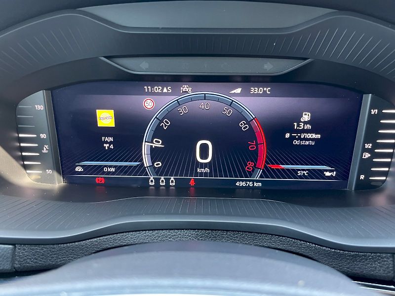 Škoda Karoq (2023) 1.5 TSI 110kW Style - fotka 16 z 28
