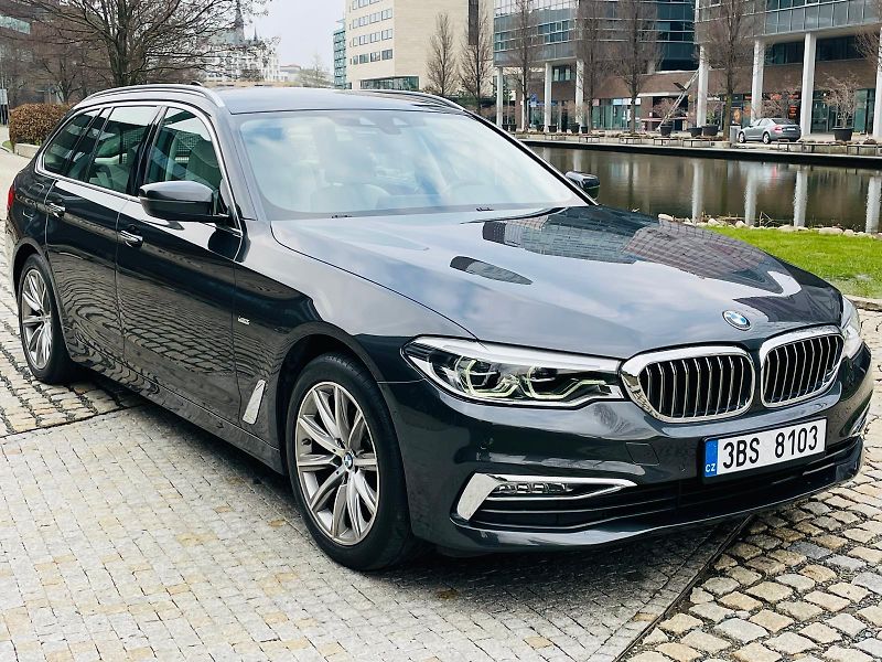 BMW Řada 5 520D AUT KAMERA SERVISKA - fotka 9 z 58